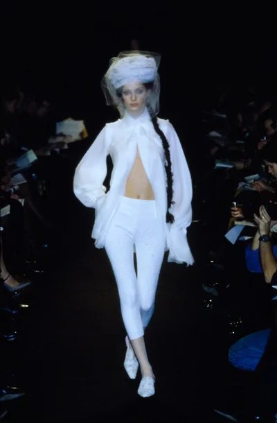 Look 13